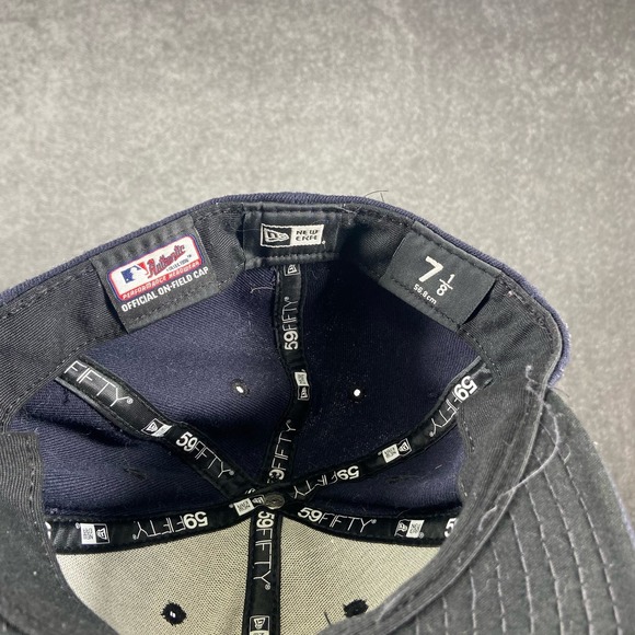 (7 1/8) San Diego Padres MLB Baseball New Era Flexfit Onfield Fitted Hat - Picture 6 of 6